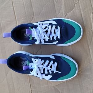 pre owned vans shoe size  7 womens